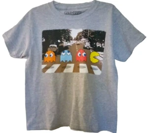 Pac-man Crossing Boy's Graphic size 8 Medium Short sleeve T Shirt NWT Brand New - Picture 1 of 9