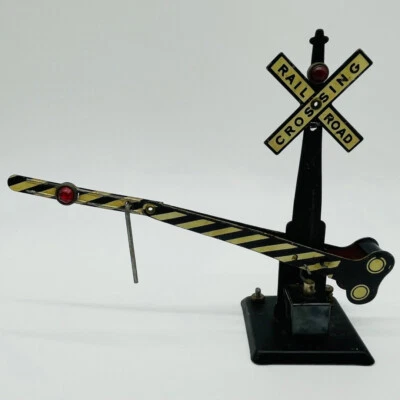 Vintage 1950's Marx Marlines O Gauge Automatic Crossing Gate Model No. 438 - Image 1 of 4