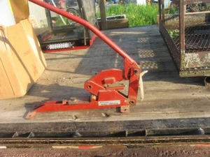 Johnson Sickle Servicer Tool - Picture 1 of 3