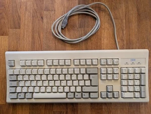 Vintage IBM KB-8926 Wired PS/2 UK QWERTY Keyboard 01H0701 Oct 1997 - Picture 1 of 5