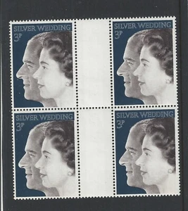 GB QEII 1972 SG916 3p Royal Silver Wedding Gutter Block UMM Commemorative - Picture 1 of 1