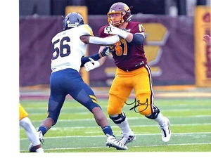 Foto de fútbol americano firmada por Luke Goedeke CMU 8x10 2022 ¡Draft Tampa Bay! - Imagen 1 de 1