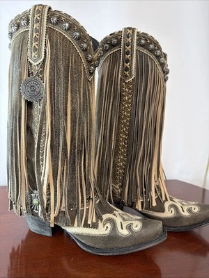Double D Ranch 西部装饰 Concho 流苏耳钉 女牛仔靴 漂亮! 8.5 码 — 第 1/4 张图片