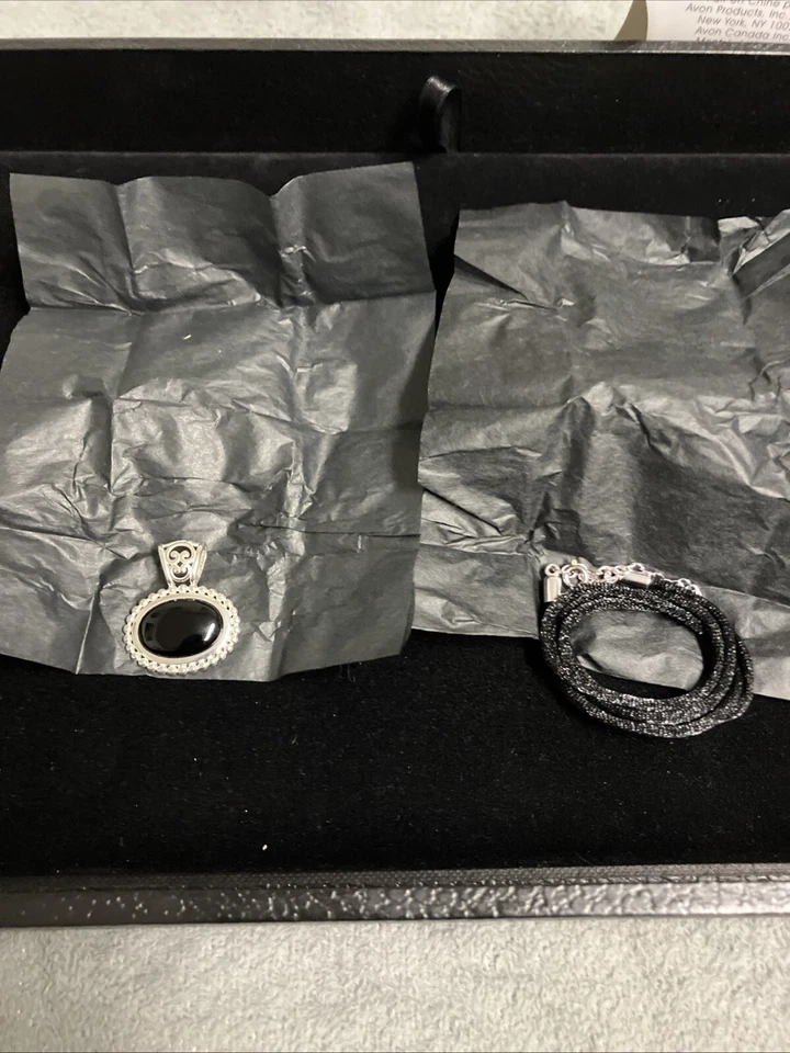 Avon new in box sterling silver semi precious casual necklace on cord Onyx - Image 1 of 4