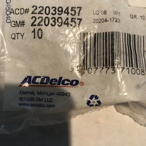 (4) OEM NEW Windshield Wiper Washer Pump Grommet Chevrolet GMC Pontiac 22039457 - Picture 1 of 2