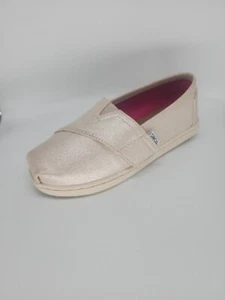 Toms Classic Tiny, Pale Gold Shimmer PU - Picture 1 of 7