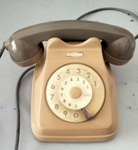 Téléphone à Cadran Rotatif Vintage - Pièce De Déco Ou Collection - Occasion