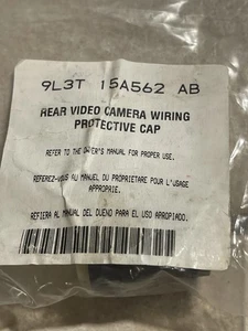 Genuine Ford F-150 Rear Video Backup Camera Wiring Cap Cover 9L3T15A562AB New - Foto 1 di 7