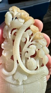 ESTATUA TALLADA HUECA de jade de Hetian - Imagen 1 de 13