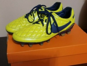 ronaldinho r10 cleats