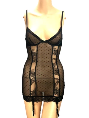 $80 VICTORIAS SECRET MUY SEXY SIN FORRO LIGA SIN CORDONES FLORAL TALLA XS NUEVO CON ETIQUETAS Foto 1 de 2