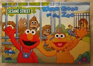 SESAME STREET - "Elmo Goes to the Zoo" (2009 HB) Children's Pop Up Book - Foto 1 di 6