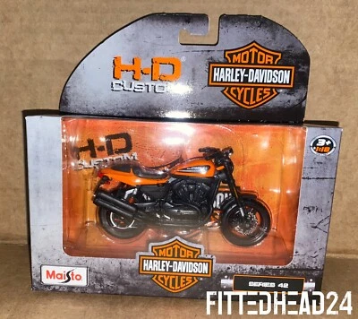 Maisto Diecast Harley-Davidson Motor Cycle 2011 XR 1200X - Image 1 of 2