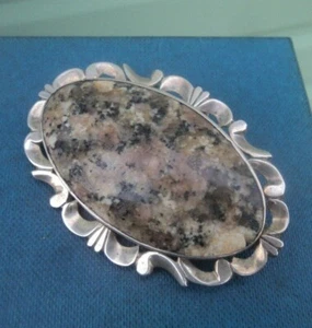 Attractive LARGE Victorian Scottish Silver Agate Brooch c.1890 / 1900 Scotland - Picture 1 of 10