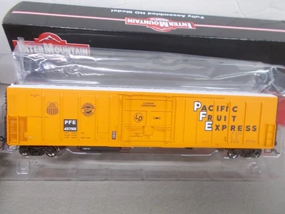 INTERMOUNTAIN-#48801-05-PFE-REEFER #457901-LOOSE WEIGHT-HO SCALE - Image 1 of 4