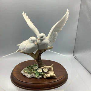 Vtg. 1987 Maruri USA "Wings of Love" Fine Porcelain Figurine No Box Rare HTF 55 - Bild 1 von 6