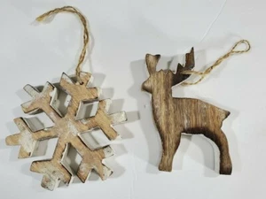 Adorno de Navidad de madera rústico de copo de nieve y reno 5 pulgadas - Imagen 1 de 2