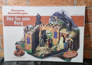 Dragon Design The Lord Of The Rings Das Tor Zum Berg German Diorama New - Picture 1 of 2
