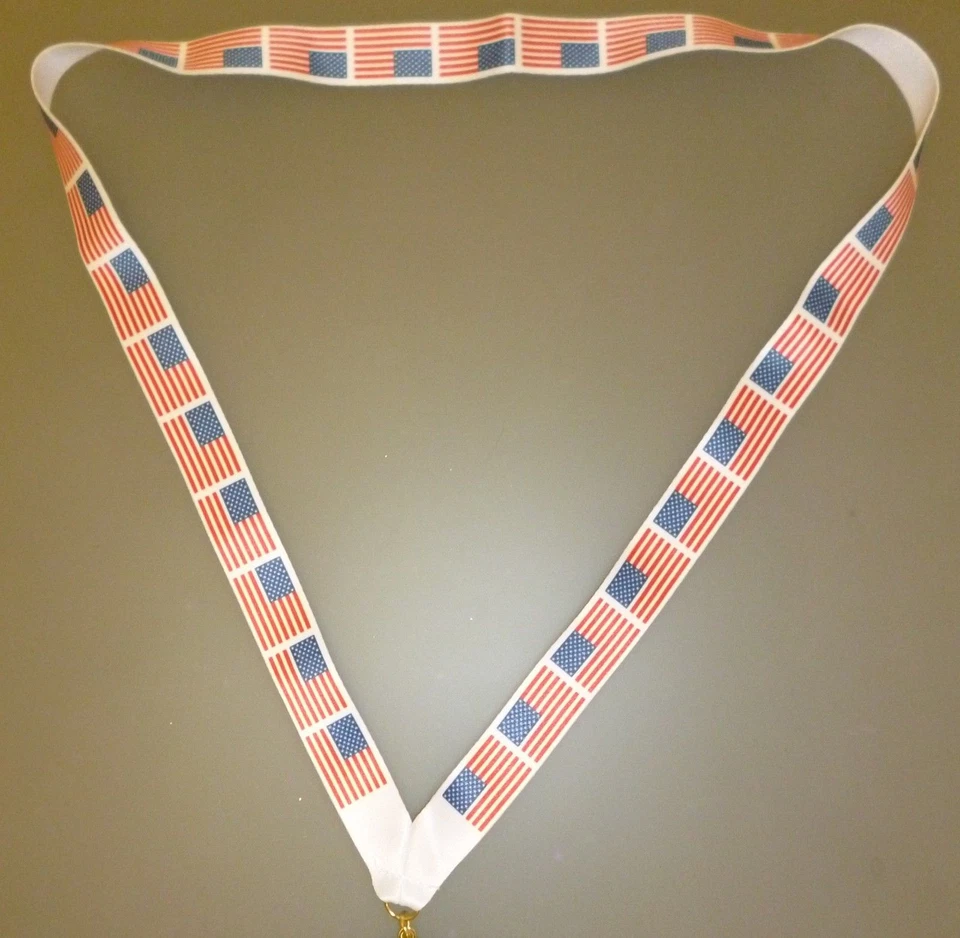 TOYLAND 44 Centimetri cordicella con Bandiera USA - per la Coppa del Mondo (MI3) - Immagine 1 di 1