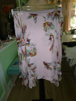 SAIA FEMININA TAMANHO 4"DIANE VON FURSTENBERG" SEDA EM CAMADAS FENDAS EXTERNAS COMPRIMENTO JOELHO - Imagem 1 de 4