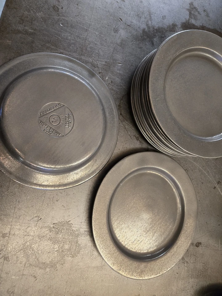 Салатная тарелка x12 Bon Chef 1042 8 дюймов аллерген лаванда алюминий  - Изображение 1 из 3