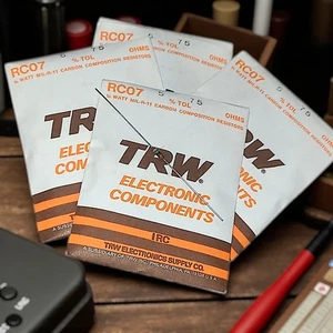 TRW RC07 Carbon Composition Resistor 1/4-Watt - NOS - Picture 1 of 5