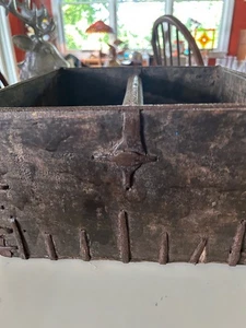 Bolso de Madera Antiguo Primitivo Hecho a Mano Madera Rústica 11.5 x 11.5" - Imagen 1 de 7