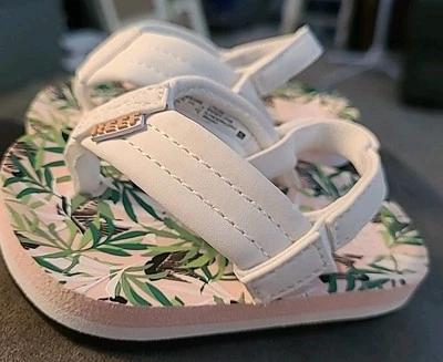 Reef Infant/Toddler Sandals, Little Ahi, Size 3, White, Pink Safari Look Base - Image 1 of 4
