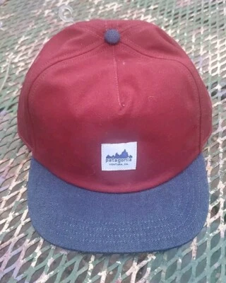 NUEVO Sombrero Patagonia Gorra Snap Back Gama Rojo Carmín Algodón Orgánico Logo Adulto Hombre Foto 1 de 3