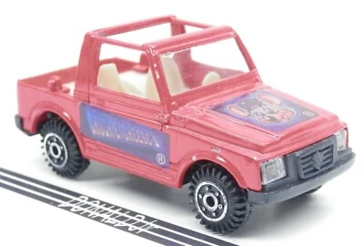 压铸铃木 SJ4130 Jimmy Samurai 4x4 红色 Chuck-E-Cheese's 1: 64 比例罕见 — 第 1/3 张图片