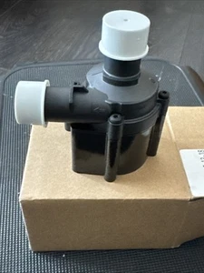 Fit 13-17 SKODA Octavia MK3 1.6 2.0 TDi Auxiliary Coolant Water Pump 5Q0965561B - Picture 1 of 2