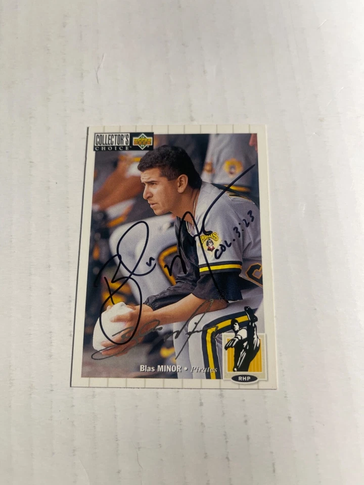 Pittsburgh Pirates BLAS MINOR Signed Card - Image 1 of 1