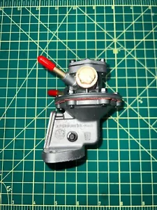 Restored/rebuilt German Pierburg square top fuel pump with patina. - Bild 1 von 7