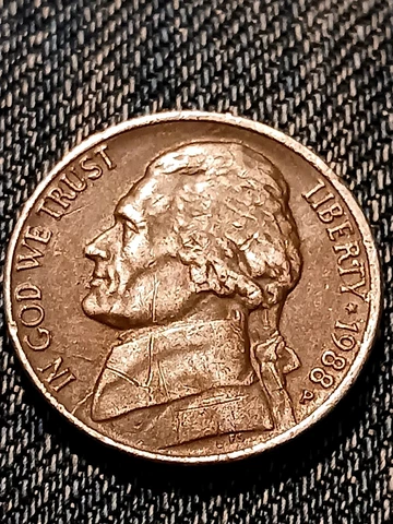Five Cent 1988 P MATTE Cover