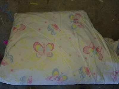 Hoja plana completa Pottery Barn Kids "Mariposas de acuarela" Foto 1 de 3