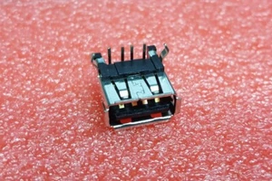 Yamaha PSR-S700, PSR-S900, PSR-S750, PSR-S950, PSR-1500, PSR-3000 USB Connector - Picture 1 of 3