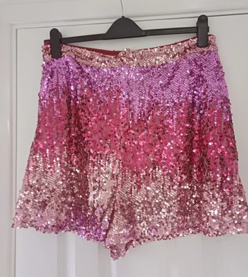 STUNNING  BOOHOO  SIZE 22 PINK OMBRE SEQUIN SPARKLY EVENING SHORTS PARTY - Image 1 of 4