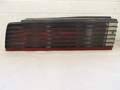 LH LUZ TRASERA LADO CONDUCTOR LÁMPARA LENTE HUMO 1982-1983 PONTIAC FIREBIRD TRANS AM Foto 1 de 4