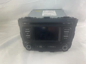 2014-2015 KIA SORENTO RADIO RECEIVER AM FM CD MP3 PLAYER WITH SATTLITE BLUETOOTH - Picture 1 of 8