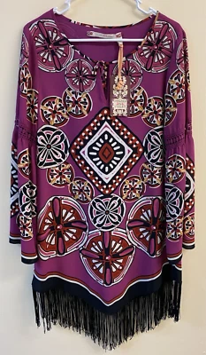 Vestido boho hippie Chelsea y violeta, dobladillo con flecos, inserción de encaje en la manga, nuevo con etiquetas, mediano Foto 1 de 4