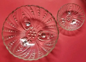 VTG 1940's Depression Glass Anchor Hocking Oyster & Pearl Footed Bowl Set of 2 - Picture 1 of 4