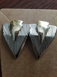 Vintage Earrings Pierced Silver Gold Tone Retro Triangle Mod Lightweight  - Picture 1 of 9