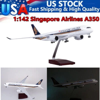Modelo de avião de simulação 1:142 Singapore Airlines A350 com roda de luz LED presente - Imagem 1 de 4