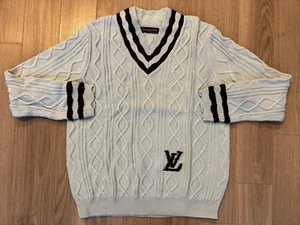 Louis Vuitton Cable Knit V-Neck Pullover sweater spun sugar blue sz L - Picture 1 of 2
