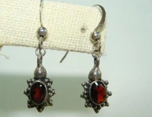 Vtg Natural Red Garnet Oval Stone Sterling Silver Bead Ball Filigree Earrings - Picture 1 of 19