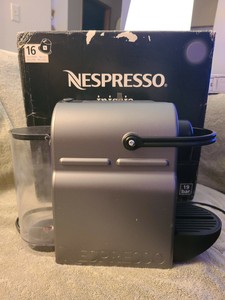 Nespresso Inissia Espresso Coffee Maker Model D40 grey 1200 Watt Tested Working