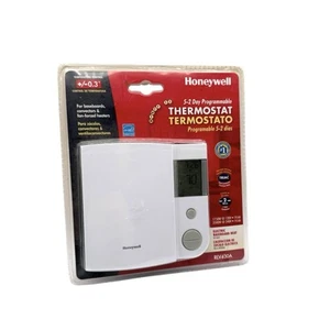 Honeywell RLV4305A 5-2Day Programmable Thermostat Digital Backlit Display E4B5 - Picture 1 of 2