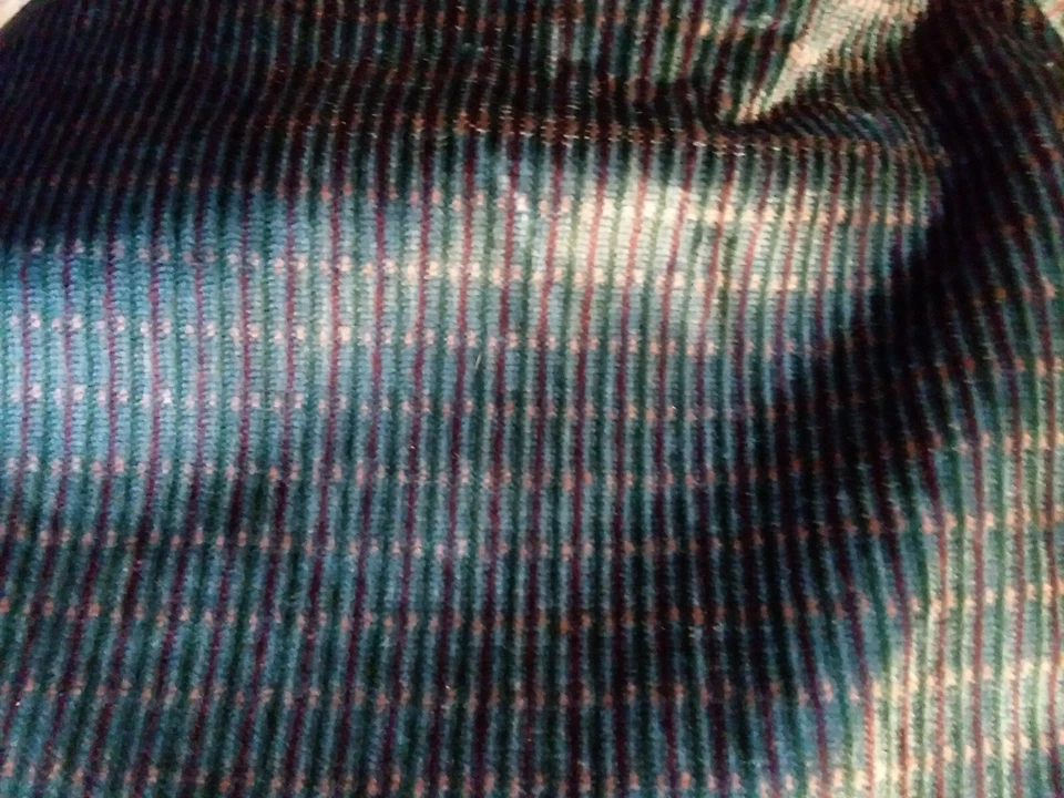 Tela para tapicería de terciopelo a rayas verdes 3 yardas Foto 1 de 1