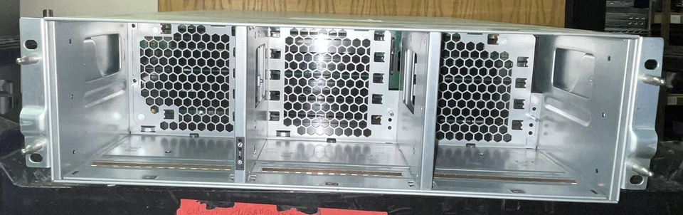 NETAPP NAF-1601 FAS8200 AFF-A300 CHASSIS EMPTY BAREBONE - Image 1 of 4