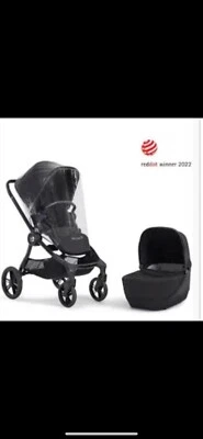 New Baby Jogger City Sights In Rich Black pushchair & carrycot set RRP £899 - Image 1 of 4